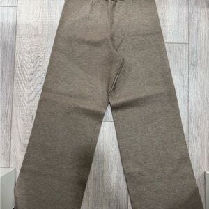 Aritzia Pants